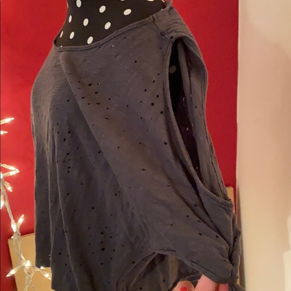 Distressed tee - Picture 2 of 2